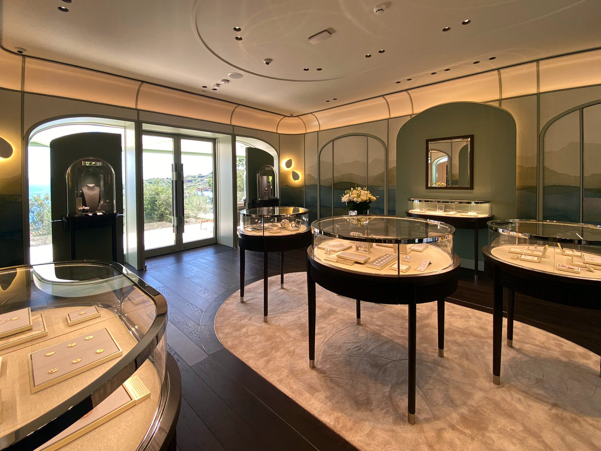 How Craftsmanship Shapes the Luxury Watch & Jewellery Sector